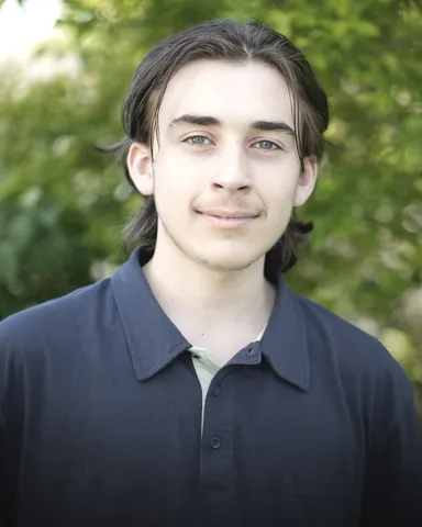 Samuel Krauss, Gründer von Elchi Studios, im Freien